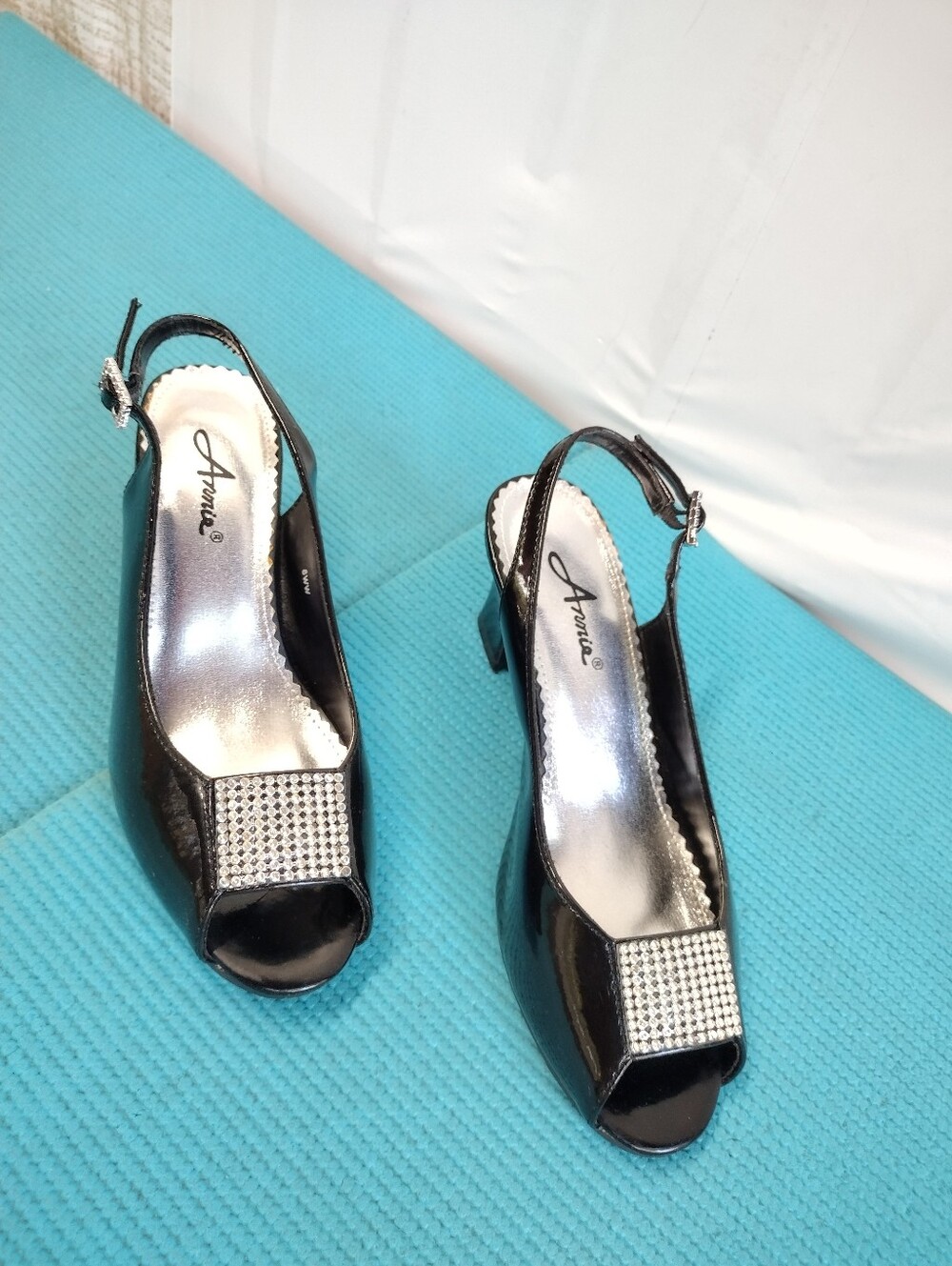 Annie Black Peep Toe Patent Slingback Heels Silver Rhinestone Accent 8WW